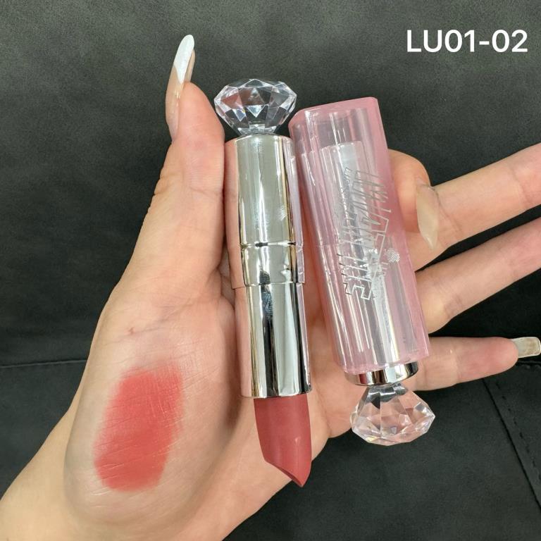 Lūpų dažai LU01-02